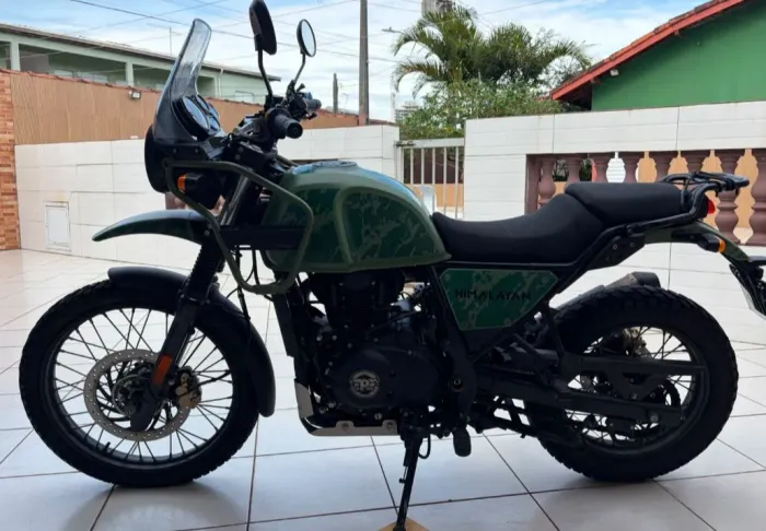 Royal Himalaya 2022 único dono 6200 km rodados 22 X cartão troco carro ou moto.