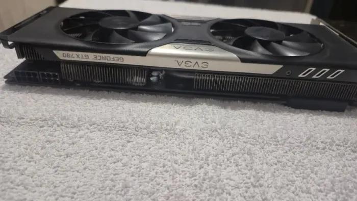 Placa de vídeo EVGA GeForce GTX 780 3GB