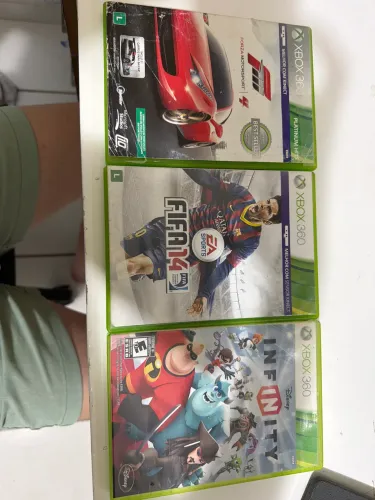 Kit 3 Jogos Originais Xbox 360 - Forza Motorsport 4 + FIFA 14 + Disney Infinity