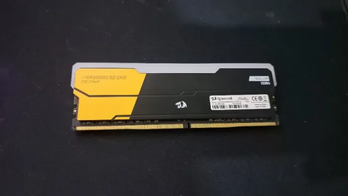 Memória RAM 16GB 3600MHz Redragon Solar RGB