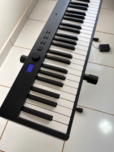 Piano Eletrônico Dobrável 88 Teclas Midi - Konix Mod Pj88 C