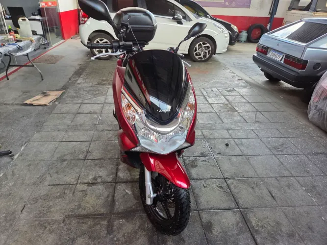 Vendo PCX 2014 Muito conservada!!