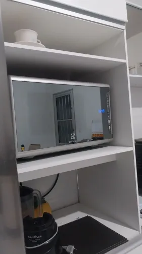 Micro-ondas Electrolux grande