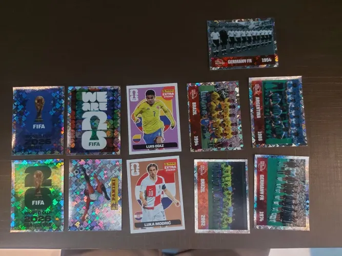 Figurinhas legends copa 2026 e mais algumas brilhantes.