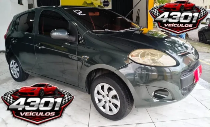 Fiat Palio Attractive 1.0 EVO Fire Flex 8V 5P 2012