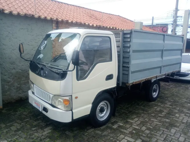 JAC T T 140 2.8 2P (diesel) 2012