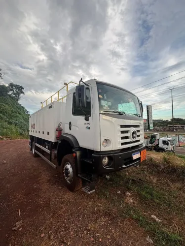 Caminhão comboio 