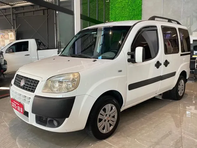 Fiat Doblo Attractive 1.4 Fire Flex 8V 5P 2013
