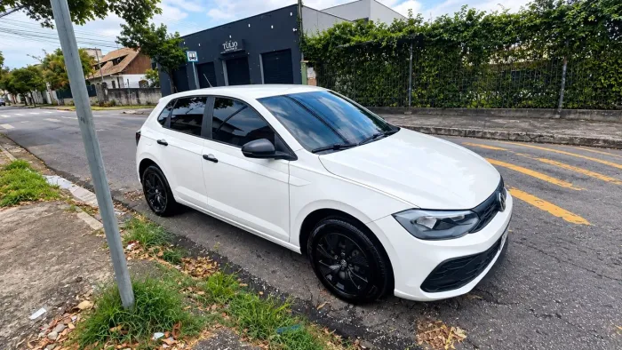 Volkswagen Polo Track 1.0 Flex 12V 5P 2024