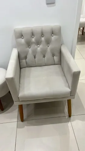 Kit 1 namoradeira 2 poltronas 1 puff