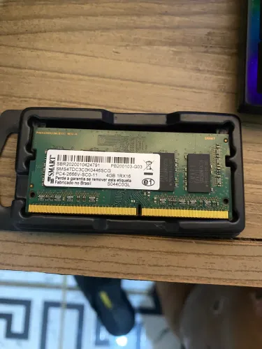 VENDO MEMÓRIA RAM 4GB 2666Mhz 1RX15 usada em ótimo estado