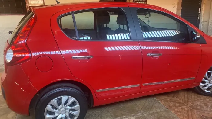 Fiat Palio Attractive 1.0 EVO Fire Flex 8V 5P 2014