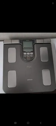 Balança de Bioimpedância OMRON
