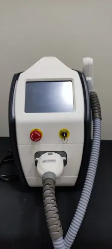 Laser - Remoção de Tatuagem e Estética