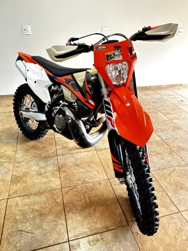 KTM EXC 300 - 2 T - 2018 - Único Dono - Só nesta semana de 49.000 por 47.000 no pix.