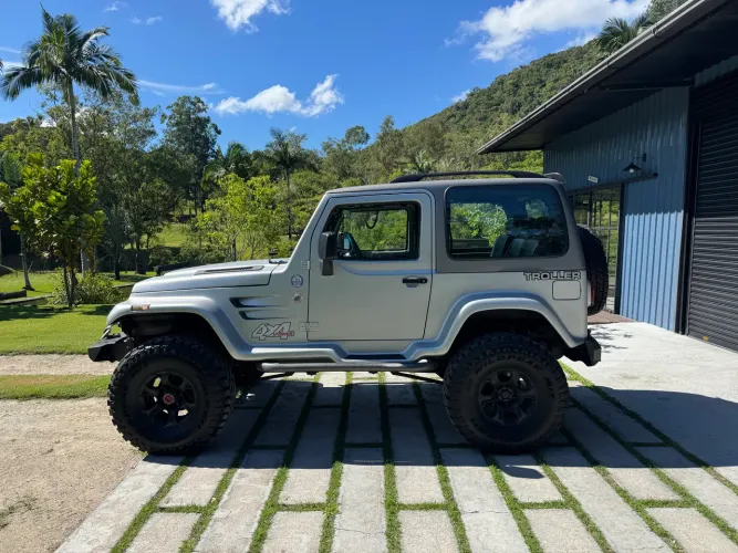 Troller T-4 4X4 2.8 TB Int. Cap. Rígida Diesel 2004