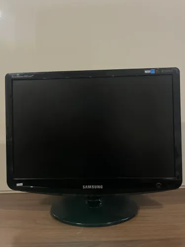 Monitor Samsung 19? LCD Widescreen - SyncMaster 932BWE Plus