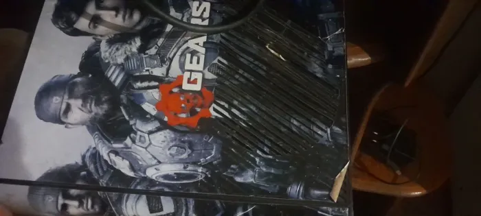 Vendo xbox360 , com um controle e dois jogos de brinde