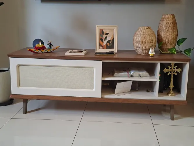 Rack tampo freijó painel com telas