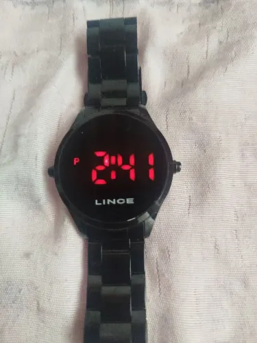 Relógio digital Feminino LINCE apenas R$100,00