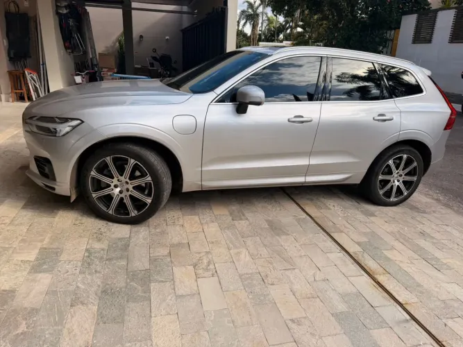 Volvo XC-60 XC 60 T-8 Híbrido R-design 2.0 5P 2019