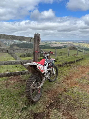 Honda CR 250 - Ano 2002