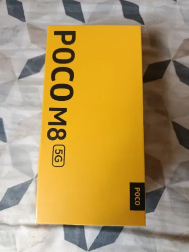 Poço M8 256 GB 5G