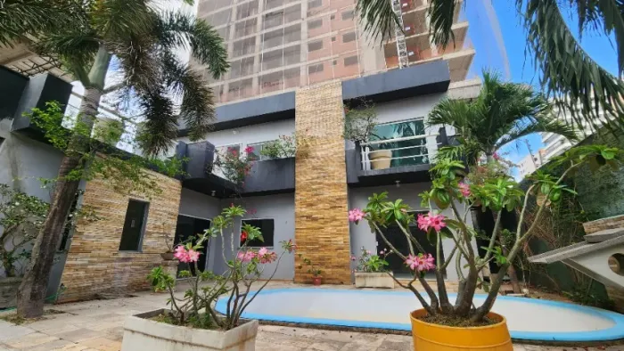 Casa na Península com 250m2 para locação ao lado da Fribal