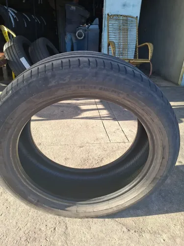 Pneu 235/50/19