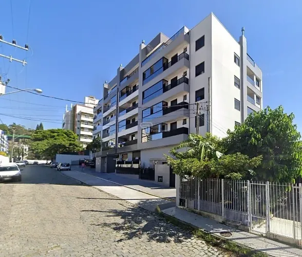 Apartamento com 3 suítes, financiável, no Baviera Residence - Trindade - Florianópolis/SC