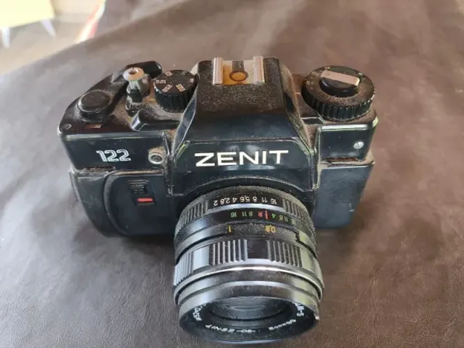 Máquina fotográfica Zenit 122