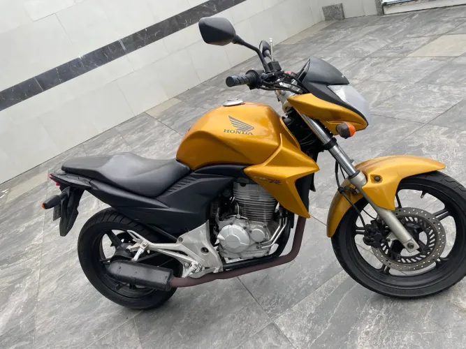 Cb300r 2011 RELÍQUIA.