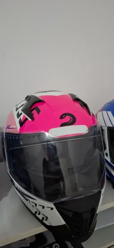 Capacete race techvolt ninja rosa e banco com viseira solar