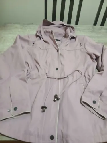 Parka rosé com capuz ? C&V Collection GG