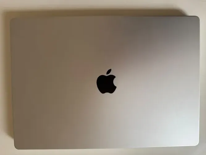 MACKBOOK PRO APPLE TELA 16" CHIP M2 PRO +16GB + 1TB SSD + GPU 19-core (SEMI NOVO)