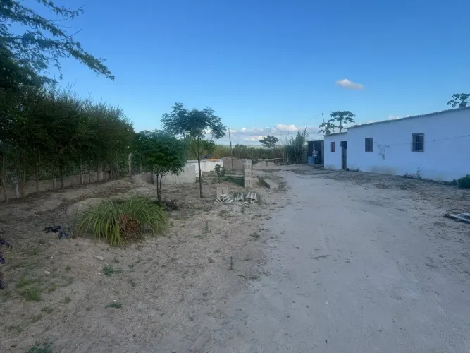 Sítio com ponto comercial 