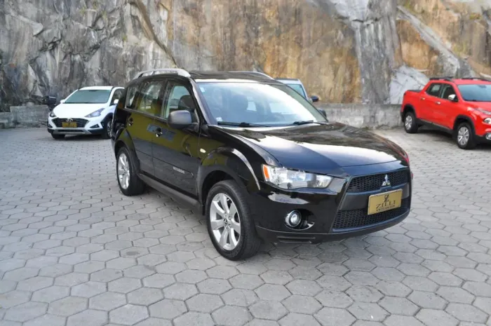 Mitsubishi Outlander 3.0/ GT 3.0 V6 Aut. 2011