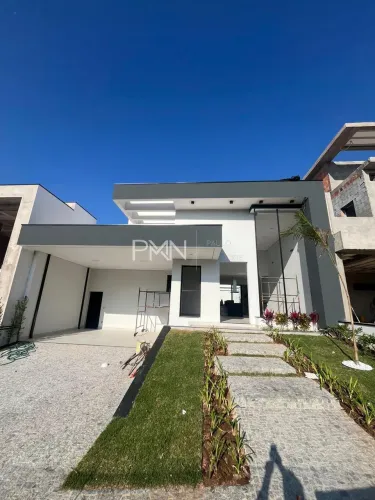 Casa à venda em Valinhos, Residencial Mont' Alcino, com 3 suítes, com 184.05 m²