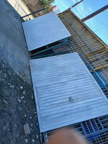 Portão de correr (2.84x2.15)
