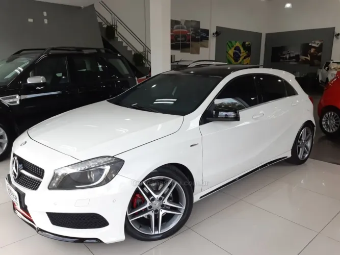 Mercedes-Benz A-250 2.0 TB Hatch 2015