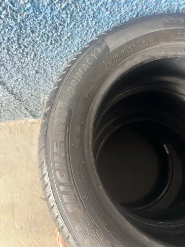 Pneu Michelin Primacy 4 185 60 15