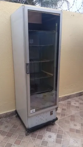 Freezer Vertical Expositor