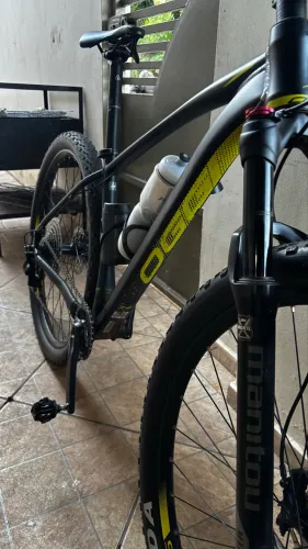 Bicicleta Oggi 7.4