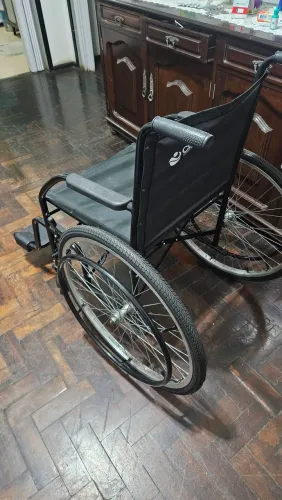 Cadeira de Rodas nunca usada