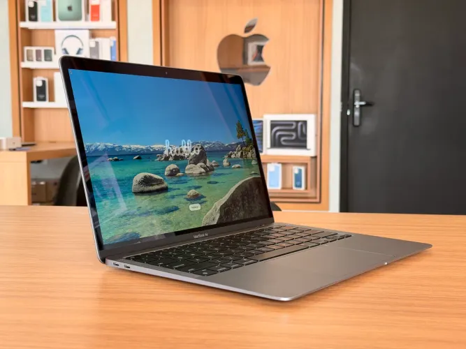 MacBook Air M1 8GB 256GB