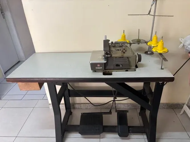 3 MAQUINAS DE COSTURA INDUSTRIAL