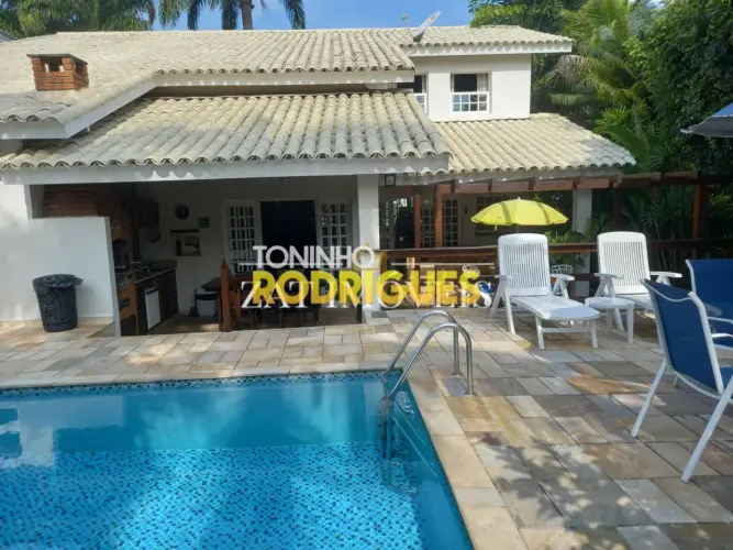 CASA GUARUJA SP - Condomínio Fechado - Praia de Pernambuco: Piscina, Churrasqueira, 5 Suít