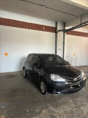 Toyota Etios X 1.3 Flex 16V 5P Mec. 2015