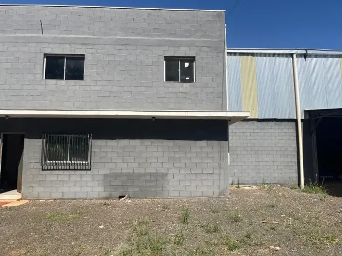 locação de barracão de 2.000 metros em PQ ind em Arapongas