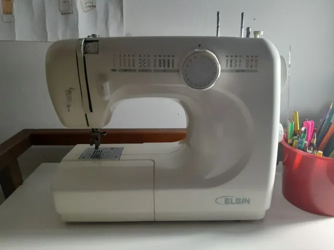 Máquina de costura